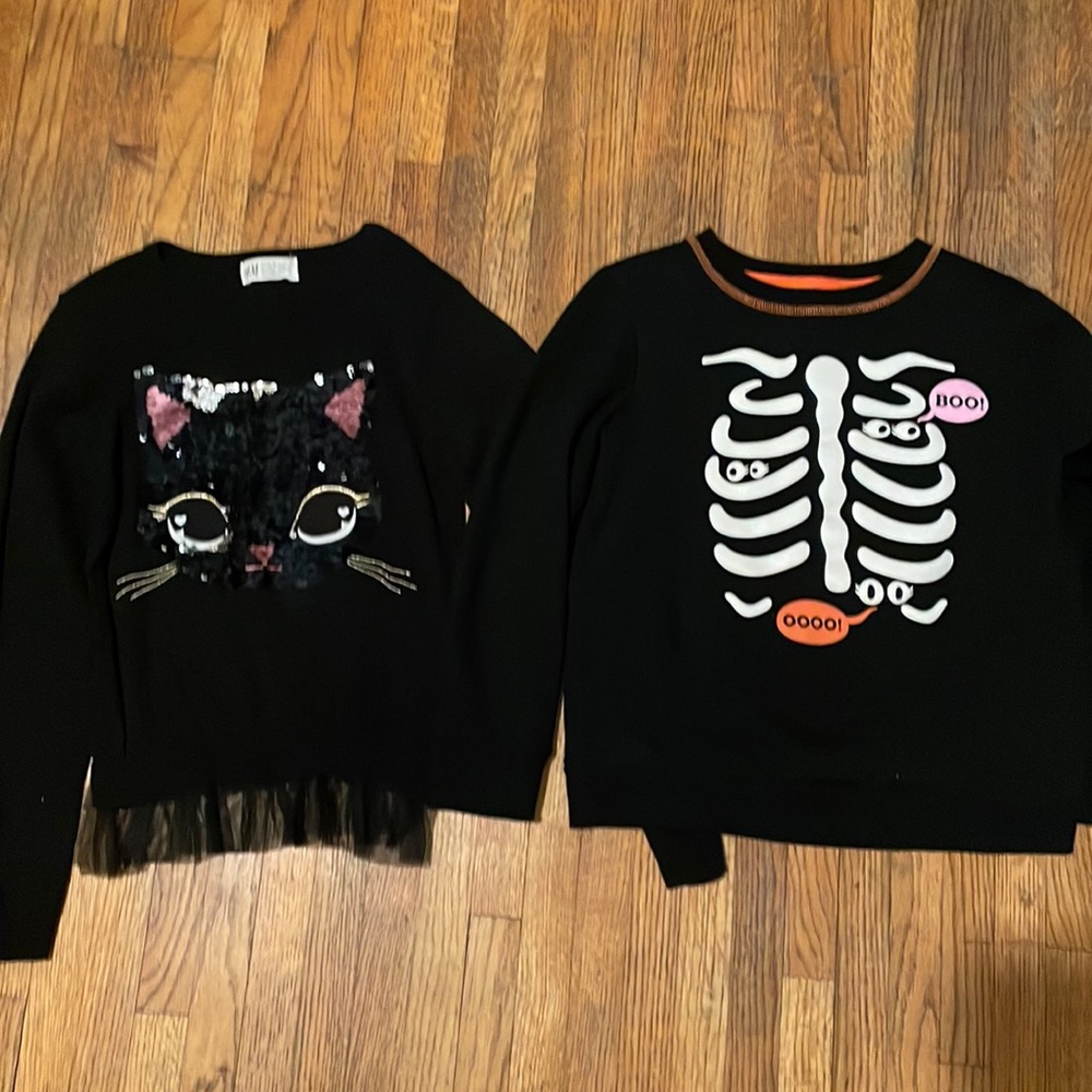 2 Halloween sweaters